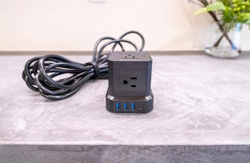 Higashishinsaibashi Apartment | 5階 ホテル鶴 道頓堀に位置する宿 ベッド9台 シャワー2台 観光に最適