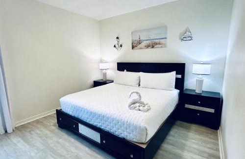 Sunset Ridge House | 5-3 Pool Home Located In Sunset Ridge Community!