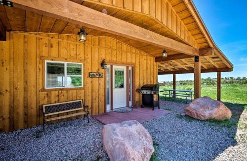 Spanish Valley Apartment | 5-Acre Moab Studio with BBQ and Stunning Mtn Views