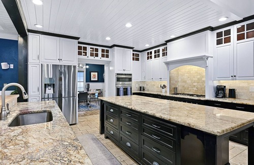 Dripping Springs House | 5 Acres - Pool, Game Room, Casita, Gym, Office