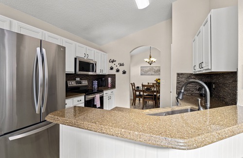 Solana Villa | ⭐5 Bed, 4 Bath Property | SOUTH Facing Pool | Gated Resort | Mins to Disney ⭐