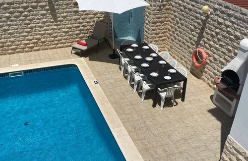 Olhos D'Agua Villa | 5 bed, all suite private pool , 5 min to beach