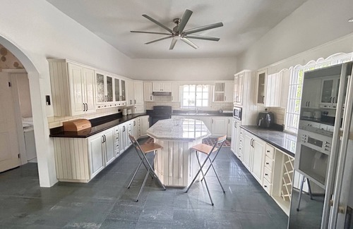 Runaway Bay Villa | 5-bed Villa With Pool in Runaway Bay, Jamaica