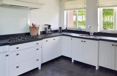Leende House | 5 bedroom accommodation in Leende
