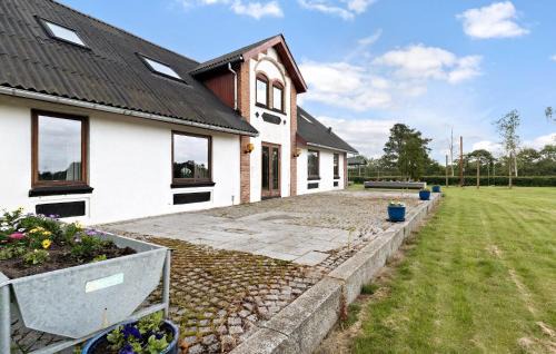 Brovst House | 5 Bedroom Beautiful Home In Brovst