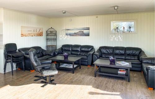 Bogoyvaer House | 5 Bedroom Beautiful Home In Kverva