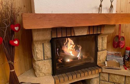Station de Drouzin le Mont Ski Chalet | 5-bedroom Chalet with Sauna and stunning views
