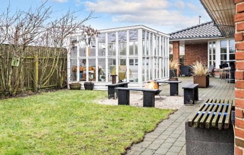 Thyboron House | 5 Bedroom Cozy Home In Thyborøn