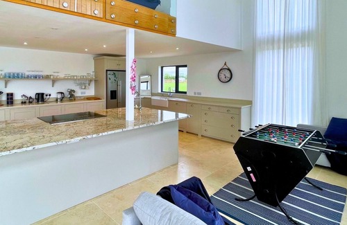 Denchworth House | 5 Bedroom Escape Near Oxford & Wiltshire