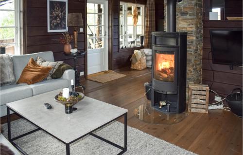 Treungen House | 5 Bedroom Gorgeous Home In Treungen