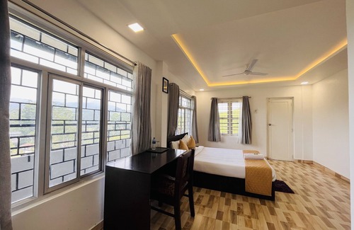 Moolakadai Resort | 5 Bedroom Home