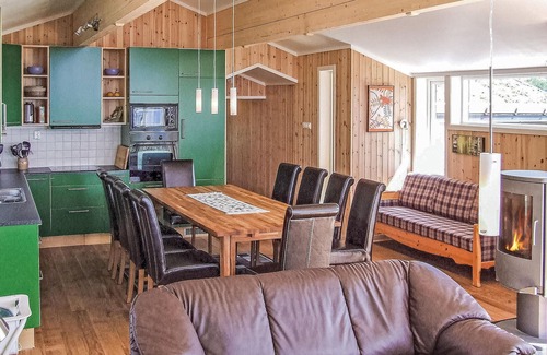 Øvre Ramse House | 5 bedroom lovely home in Dølemo