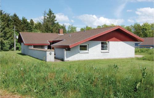 Jegum House | 5 Bedroom Pet Friendly Home In Oksbøl