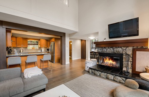 Upper Village House | 5 Bedroom Ski-in/Ski-out on slopes of Blackcomb
