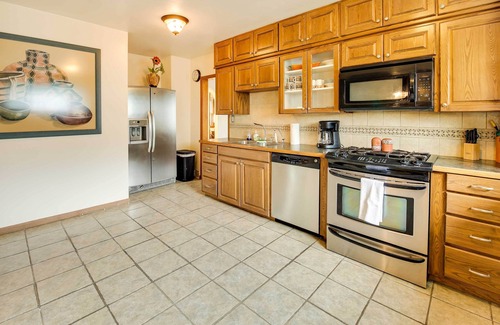 Torrington House | 5 bedroom Torrington home,sleep 8, 2 fireplaces, Torrrington, WY retreat