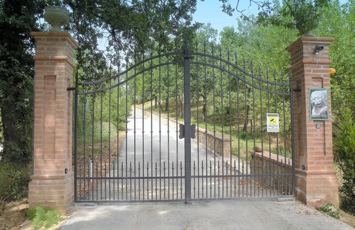 Montefortino Villa | 5 Bedroom Villa in Montefortino