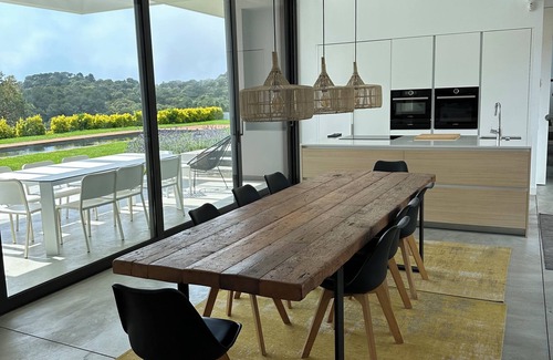 Begur Villa | 5 bedrooms, 4 bathrooms, large garden, swimming pool with sea views