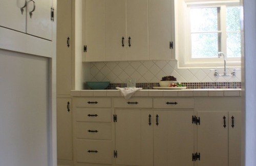 Northeast Carmel House | 5 blks to town, 10 minute walk to beach, quiet neighborhood classic Carmel home
