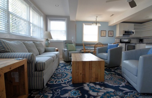 Dewey Beach House | 5 BR OCEAN BLOCK BEAUTY IN DEWEY BEACH