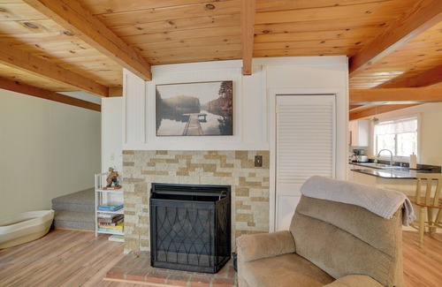 Hillsboro Cabin | 5 Mi to Fox State Forest: Lakefront Home w/Dock