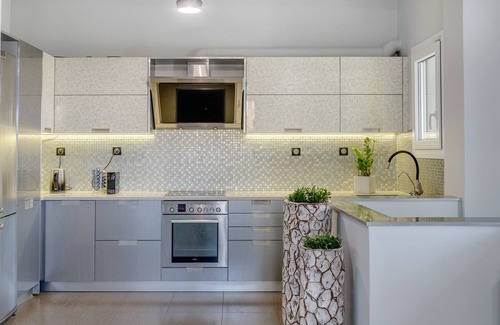 Posidonia Villa | 5 min from the beach!