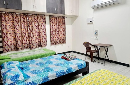 Chromepet House | 5 minutes walk to Rela 7 minutes drive to Airport AC Kitchen Bedroom3