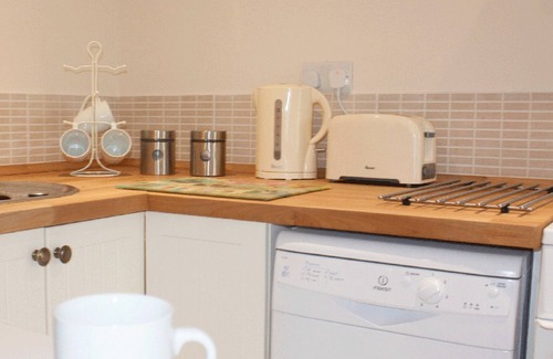 Ellastone Cottage | 5* PEAK DISTRICT COTTAGE NEAR ASHBOURNE & ALTON TOWERS