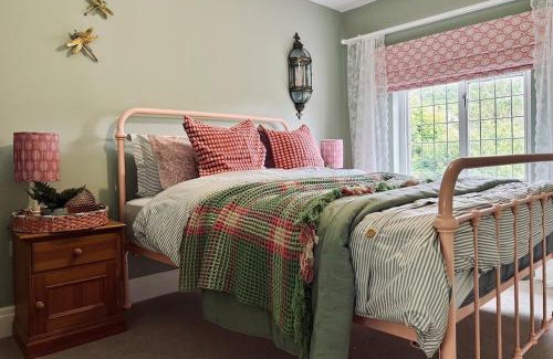 Pontsticill House | 5 - Perfect location to explore - Great for Groups!