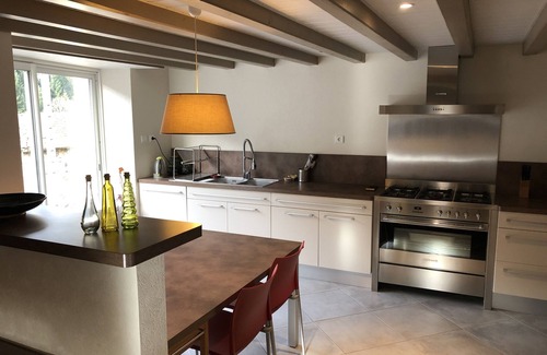 Saint-Julien-Vocance Cottage | 5-person gîte in a typical Ardèche stone house.