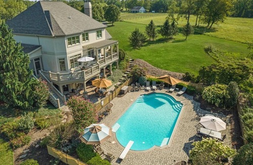 Hummelstown House | 5 Star Family Hershey Retreat Pool Hot tub Theater