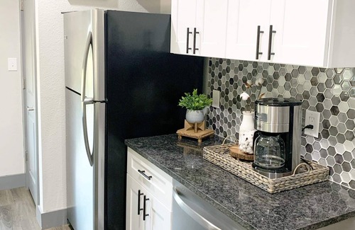 Pedernales Canyon Ranch House | * 5 Star Hill Country Views Apartment