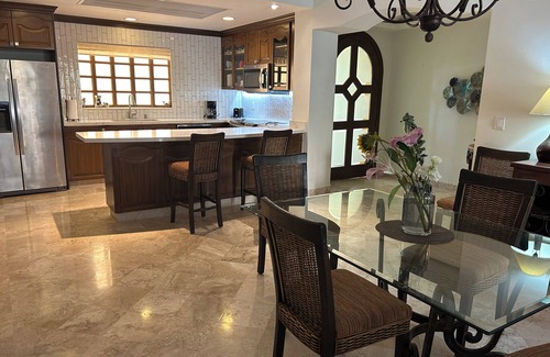 Flamingos Condo | 5-star, OCEAN VIEW Villa - Sleeps 8! Featuring updated "open concept" floorplan.