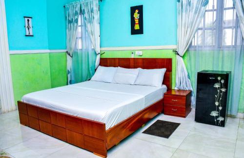 Bono East Region Hotel | 5 Star Villa Hotel