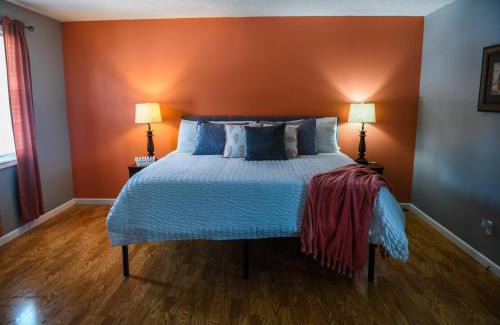 Winona House | 5 Star with Direct Access to Brimstone Recreation Game Room Comfortable Up to 4 Bedrooms Stylish