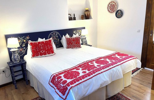 Lunca Muresului Other | 5 traditionally appointed bedrooms in 4 star guesthouse with country breakfast