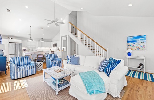 Shady Side House | 5-years young STUNNING home with water view!