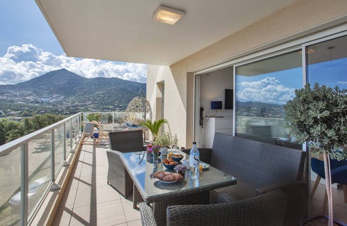 L'Ile-Rousse Apartment | 50 m² Apartment ∙ 1 bedroom ∙ 4 guests