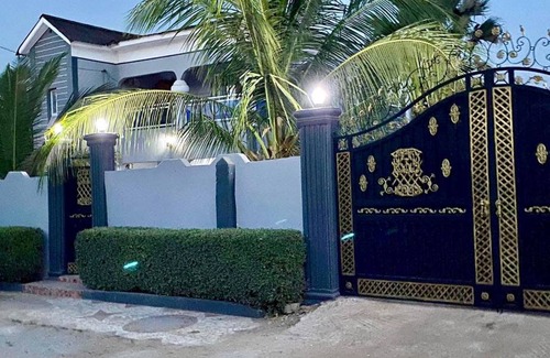 West Coast Division Apartment | 50 m² Apartment ∙ 2 bedrooms ∙ 4 guests