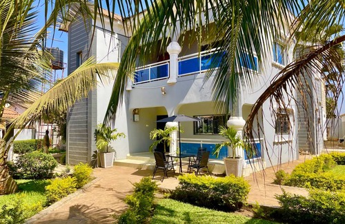 West Coast Division Apartment | 50 m² Apartment ∙ 2 bedrooms ∙ 4 guests