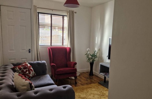 Langley Moor Cottage | 50 m² Cabin ∙ 2 bedrooms ∙ 4 guests