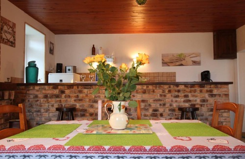 Surville House | 50 m² Gîte ∙ 2 bedrooms ∙ 3 guests