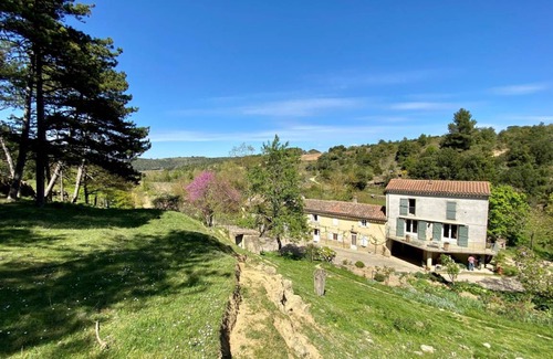 Saint-Hilaire House | 50 m² Gîte ∙ 2 bedrooms ∙ 6 guests