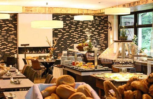 Dobrock Hotel | 50 m² Hotel ∙ 3 bedrooms ∙ 5 guests