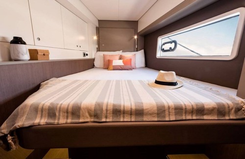 Portisco Boat Rental | 50 m² Houseboat ∙ 4 bedrooms ∙ 8 guests