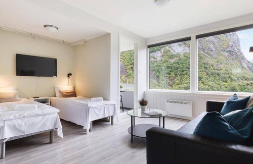 Tyssedal Apartment | 50 m² Serviced apartment ∙ 2 guests
