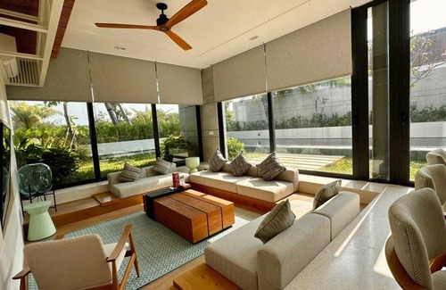 Long Beach Villa | 500 m² Villa ∙ 3 bedrooms ∙ 8 guests