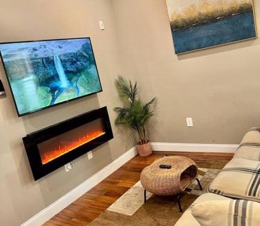 Logan Square Apartment | 505 Relaxing 1BR apartment in center city of Philly