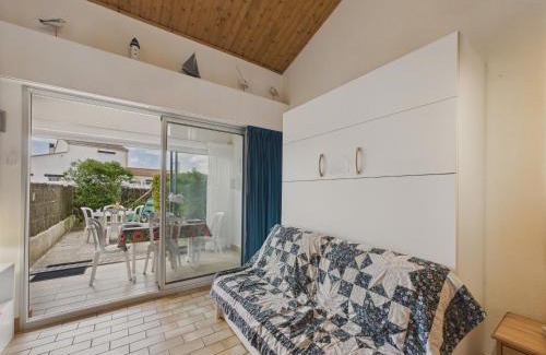 Longeville-sur-Mer Apartment | 50m de la plage - Appartement pour 5 - Terrasse