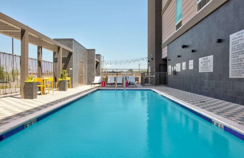 Huntsville Hotel | 51 m² Hotel ∙ 2 bedrooms ∙ 127 guests