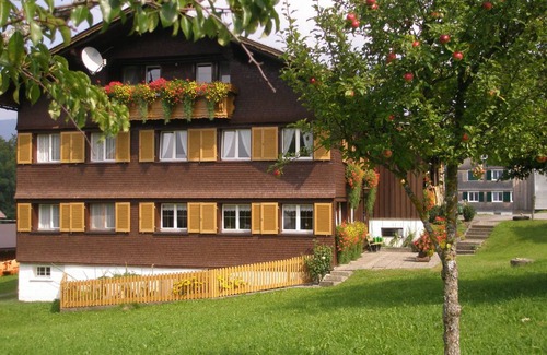 Grossdorf Apartment | 52 m² Apartment ∙ 2 bedrooms ∙ 5 guests